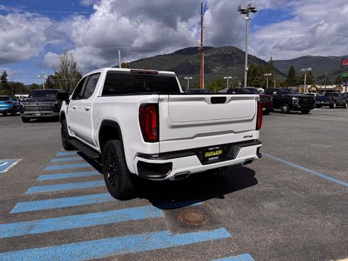 Used 2019 GMC Sierra 1500 AT4 w/ AT4 Premium Package AWD/4WD image 5