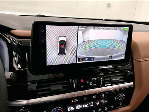 New 2026 Nissan Pathfinder Platinum image 27