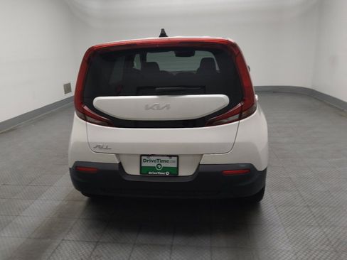 Used 2022 Kia Soul LX w/ Technology Package FWD image 7