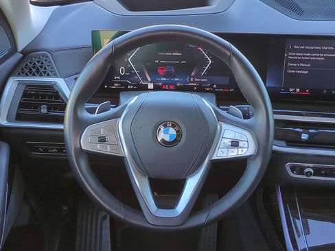 Used 2025 BMW X7 xDrive40i image 11