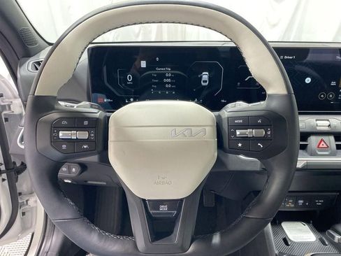 New 2026 Kia K4 GT-Line image 9