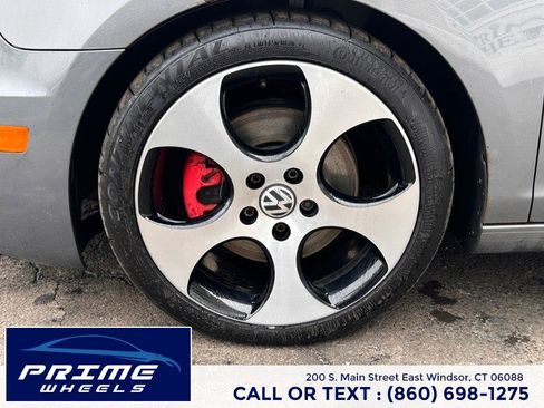 Used 2011 Volkswagen GTI 2-Door image 17