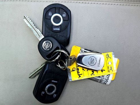 Used 2004 Cadillac XLR image 58