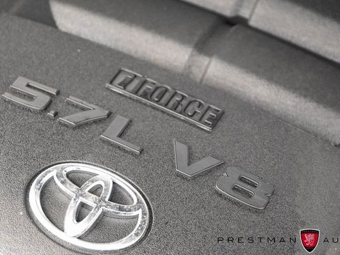 Used 2017 Toyota Tundra 1794 Edition image 5
