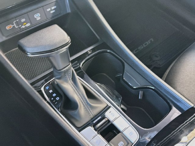 New 2026 Hyundai Tucson SEL FWD image 16