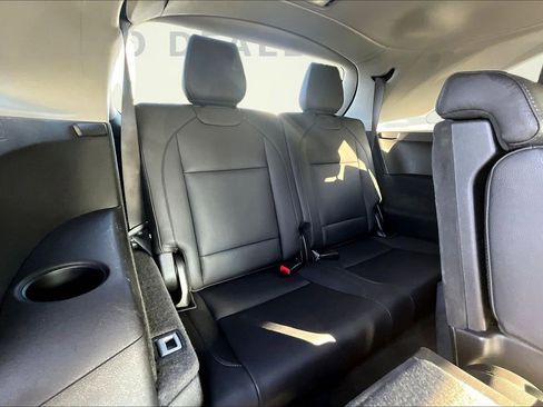 Used 2017 Acura MDX SH-AWD image 26