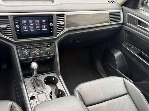 Used 2019 Volkswagen Atlas SE FWD image 28