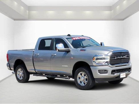 Used 2024 RAM 2500 Laramie w/ Safety Group AWD/4WD image 1