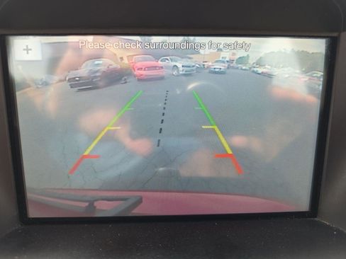 Used 2017 Ford C-MAX Energi SE w/ Equipment Group 401A image 23