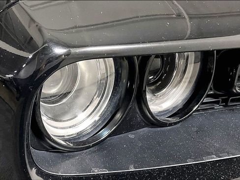 Used 2022 Dodge Challenger R/T w/ Blacktop Package image 36