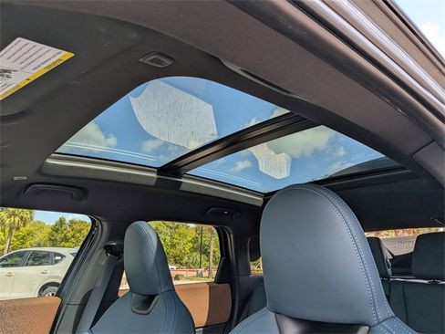 Used 2025 MINI Cooper Countryman S w/ Comfort Package Max image 14