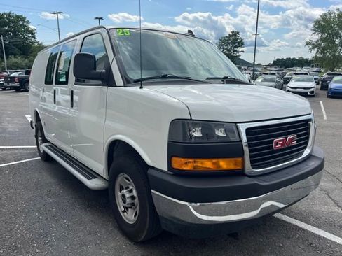 Used 2025 GMC Savana 2500 w/ Driver Convenience Package RWD image 6