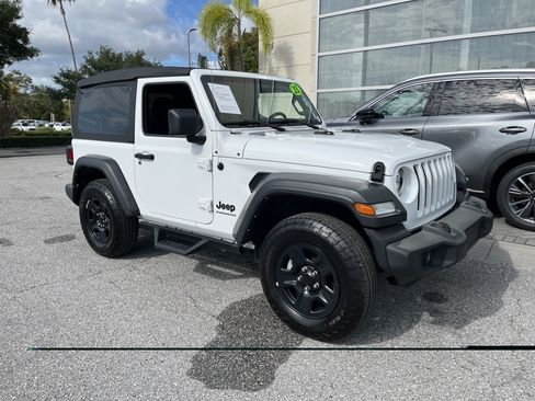 Used 2023 Jeep Wrangler Sport AWD/4WD image 10