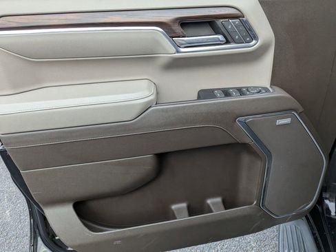 Used 2023 GMC Sierra 1500 SLT w/ SLT Convenience Package image 20