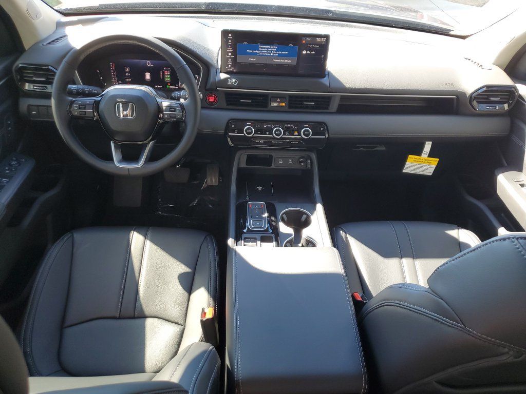 New 2026 Honda Pilot Touring image 13