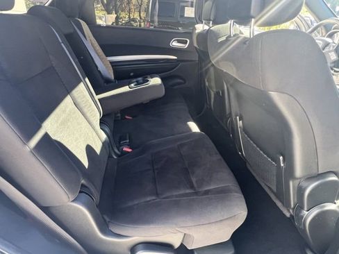 Used 2020 Dodge Durango SXT image 32