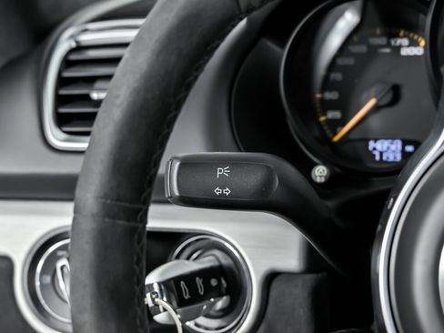 Used 2016 Porsche Cayman GT4 image 26