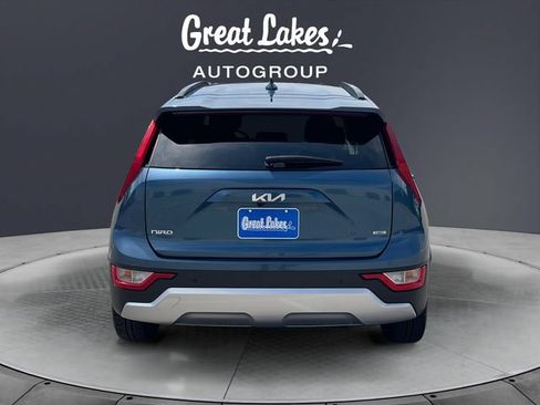 Used 2024 Kia Niro EX FWD image 4