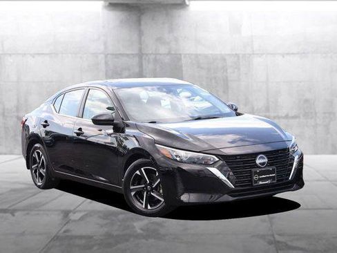 Used 2024 Nissan Sentra SV w/ All-Weather Package FWD image 2