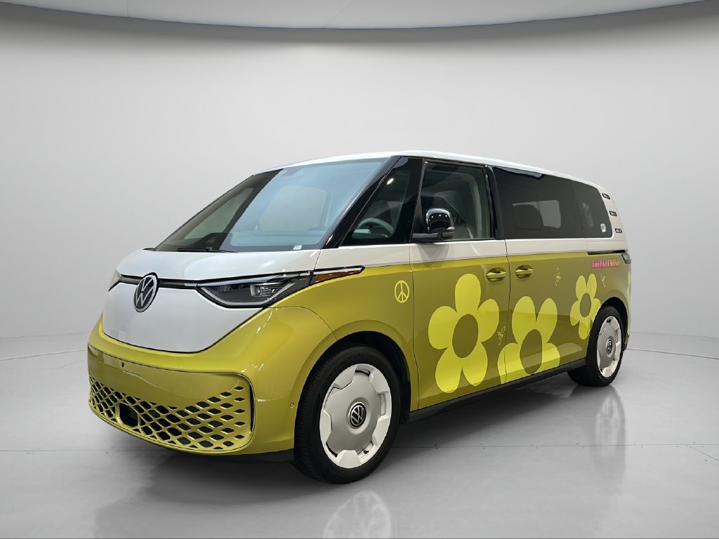 Used 2025 Volkswagen ID. Buzz 1st Edition AWD/4WD image 2