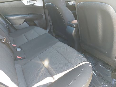 Used 2023 Kia Forte LXS image 11