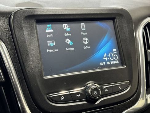 Certified 2018 Chevrolet Equinox LT FWD image 17