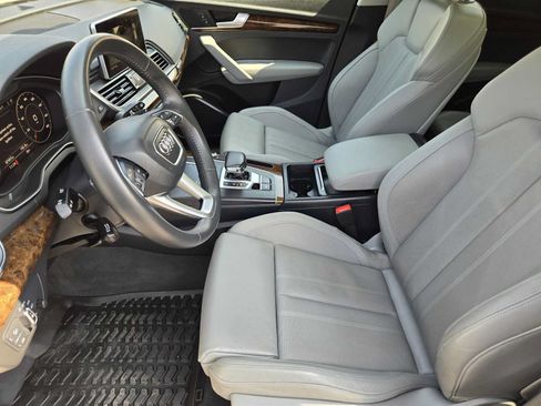 Used 2018 Audi Q5 2.0T Premium Plus w/ Premium Plus Package AWD/4WD image 14
