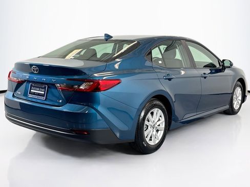 Used 2026 Toyota Camry LE image 5