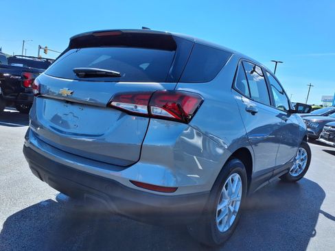 Used 2023 Chevrolet Equinox LS w/ LS Convenience Package FWD image 30