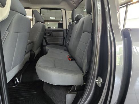 Used 2014 RAM 1500 Express AWD/4WD image 11
