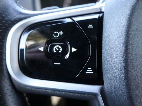 Used 2019 Volvo XC90 T6 R-Design w/ Advanced Package AWD/4WD image 32