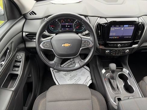 Used 2021 Chevrolet Traverse LT AWD/4WD image 11