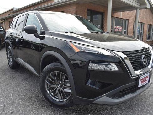 Used 2023 Nissan Rogue S AWD/4WD image 1