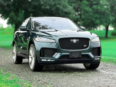 Used 2017 Jaguar F-PACE S AWD/4WD image 11