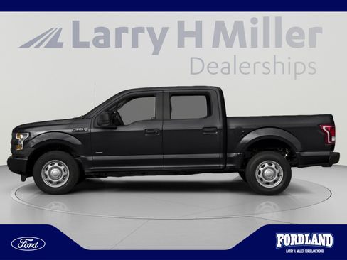 Used 2017 Ford F150 King Ranch w/ Equipment Group 601A Luxury AWD/4WD image 3