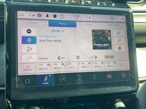 Certified 2023 Jeep Grand Cherokee Limited image 27