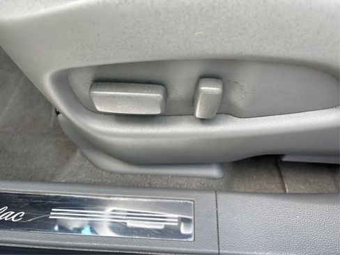 Used 2011 Cadillac SRX 2WD image 13