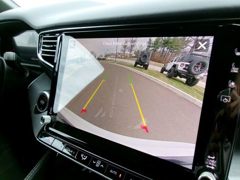 New 2026 Jeep Grand Wagoneer Limited image 19