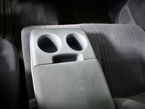 Used 2000 Toyota Tundra SR5 image 33