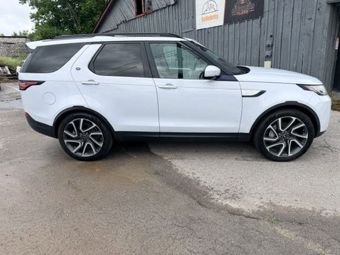 Used 2018 Land Rover Discovery HSE Luxury AWD/4WD image 4
