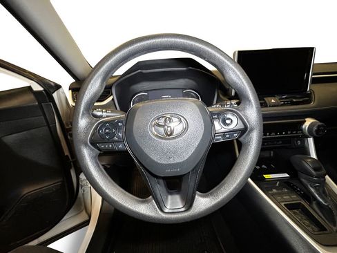 Used 2024 Toyota RAV4 XLE w/ Convenience Package FWD image 12