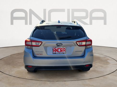 Used 2018 Subaru Impreza 2.0i Premium image 11
