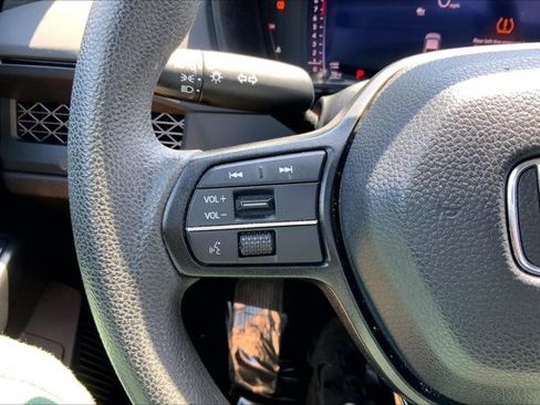 Used 2024 Honda Accord EX image 18