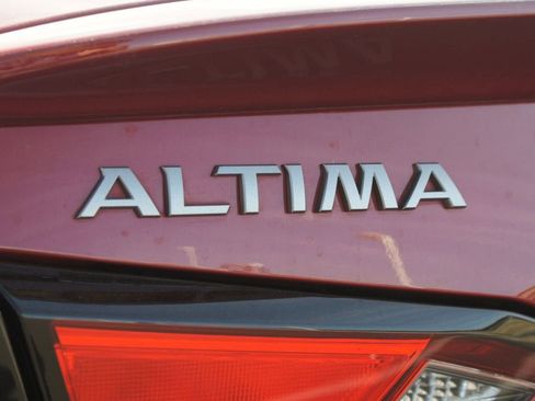 Used 2024 Nissan Altima 2.5 SL image 19