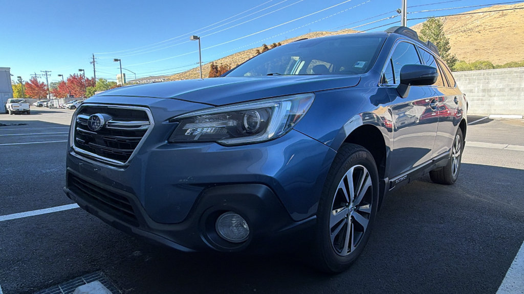 Used 2018 Subaru Outback 2.5i Limited AWD/4WD image 4