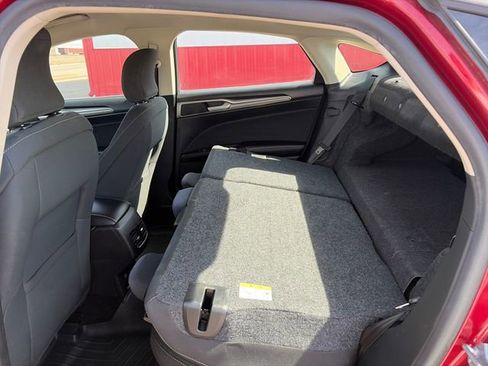 Used 2018 Ford Fusion SE image 71