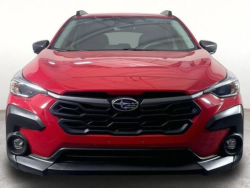Used 2025 Subaru Crosstrek 2.5i Premium AWD/4WD image 4