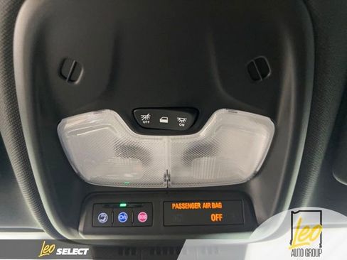 Used 2025 Chevrolet Colorado Z71 w/ Technology Package image 15