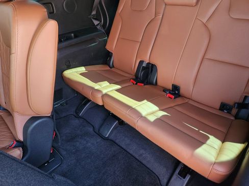 Certified 2024 Kia Telluride SX Prestige X-Line AWD/4WD image 33