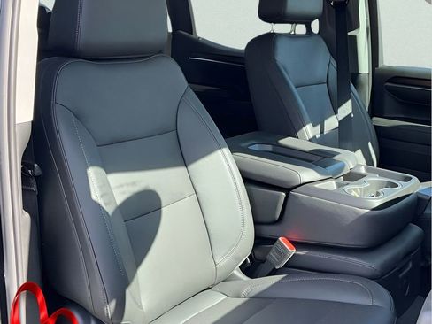 Used 2024 GMC Sierra 1500 SLT image 20